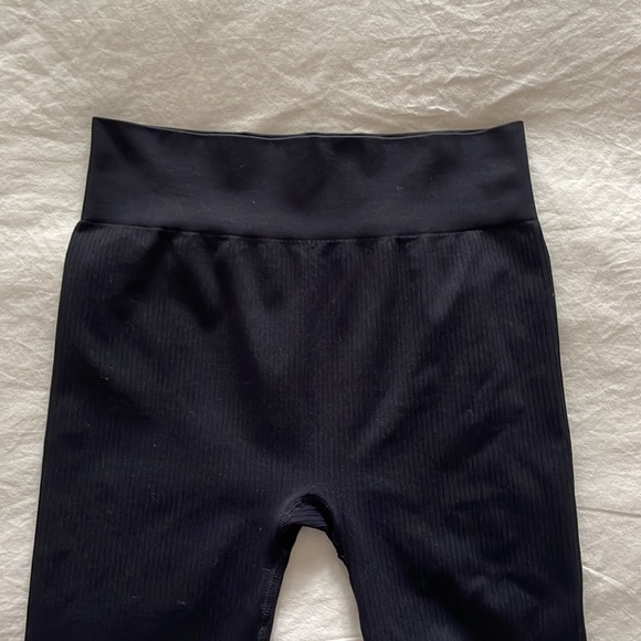 H&M Sport Ribbed Legging - Picture 5 of 7